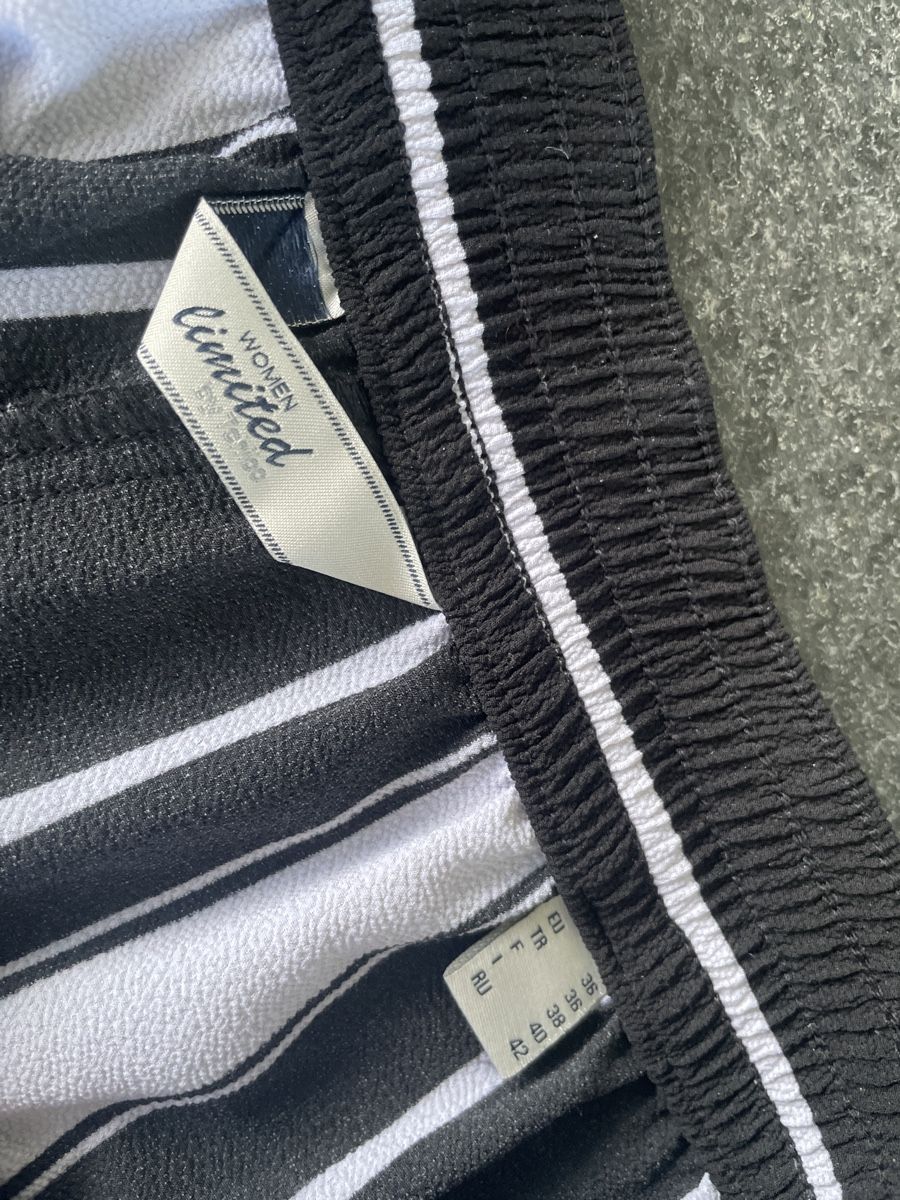 Pantalons: Hose – Neuf (Voir description) à Immensee par ole_j97w 1