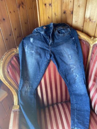 G-Star Jeans Destroyed Look Gr. 29 Damenhose