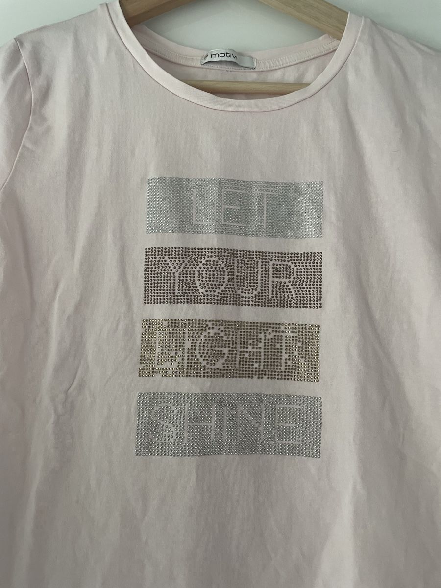 T-shirt: Maglietta motivi L – Nuovo (secondo la descrizione) da murten venduto da Ester09 1