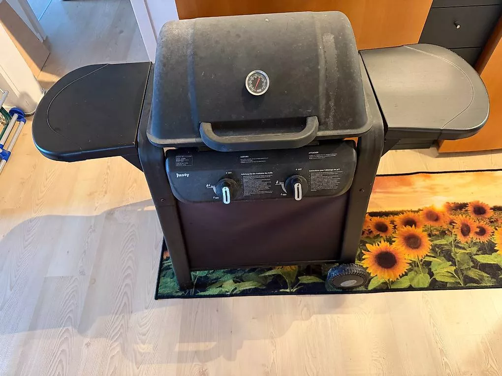 Grills: Gasgrill – Gebraucht aus Flawil von oie_123_b 1