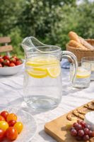 Schöne Glas Karaffe Krug