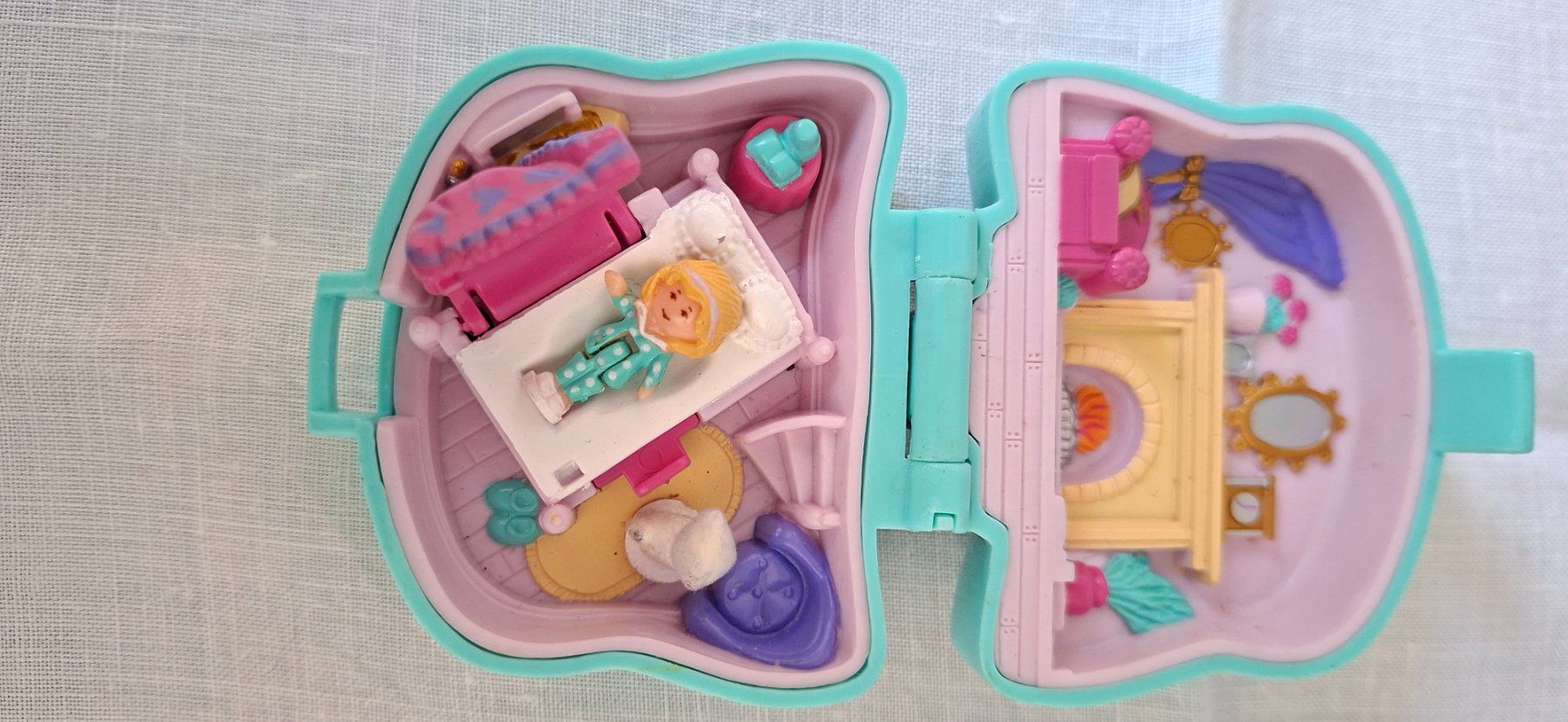 Polly Pocket Carillon: Polly Pocket 1993 Cuddly Kitty – Usato da Möhlin venduto da teddybaer8 2