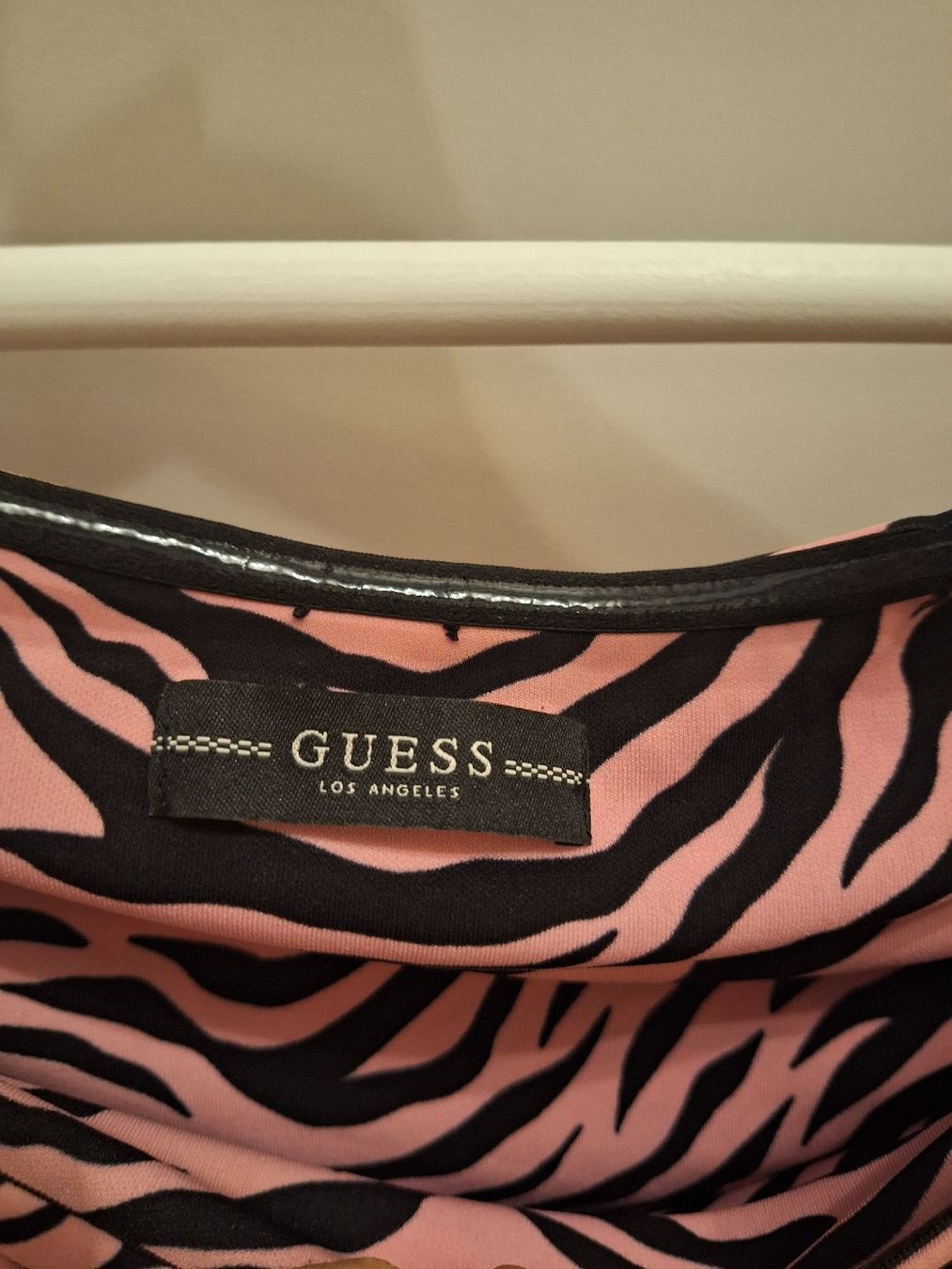 Guess Top: Guess Body neu – Nuovo (secondo la descrizione) da Neuhausen venduto da eliana2 2