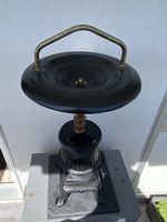 Vintage, cendrier sur pied en fonte d’aluminium