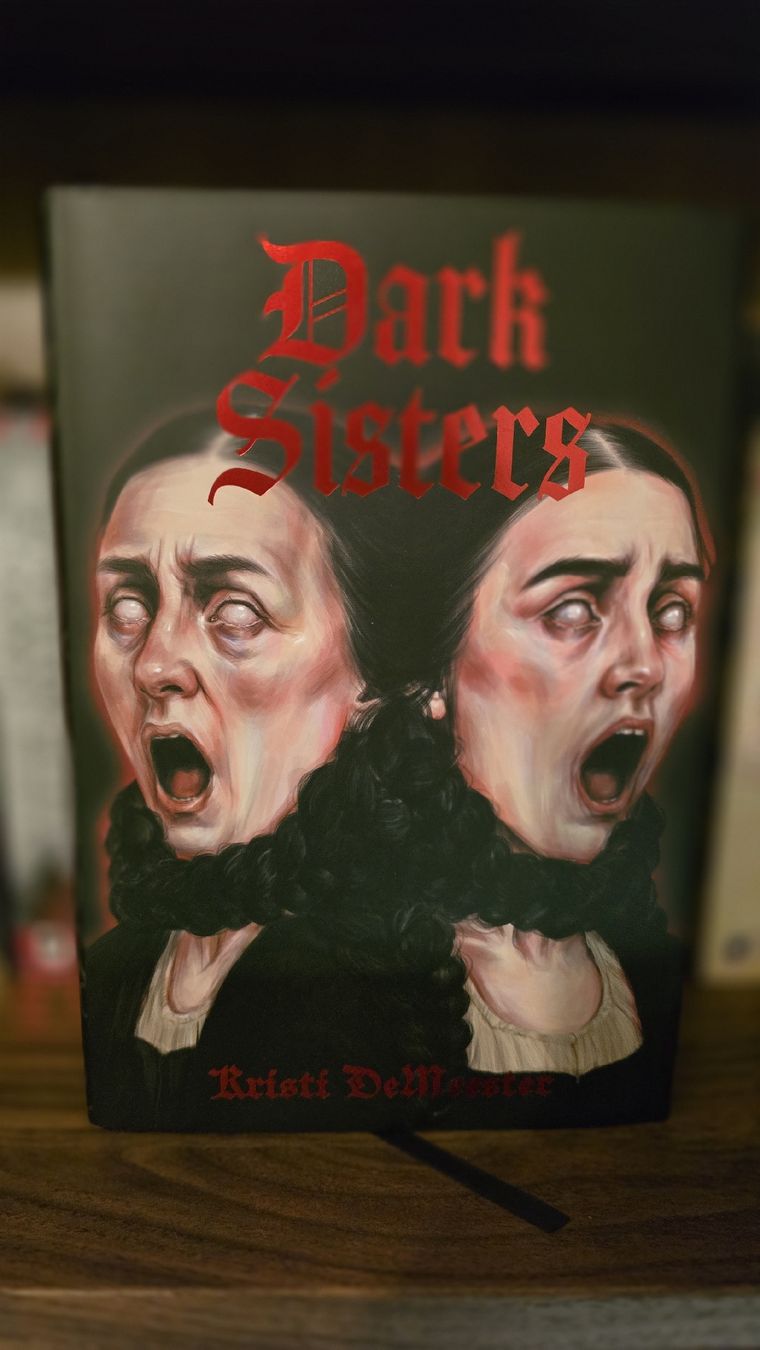 Libri: Owlcrate horror - Dark Sisters – Nuovo (secondo la descrizione) da Monthey venduto da yuk_m2vd 1