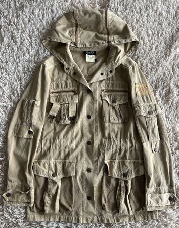 D&G Jacket, Size S, Beige, Perfect for Spring Season!