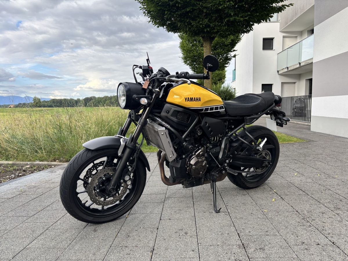 Yamaha Strasse: Yamaha XSR 700 60th Anniversary Edition – Gebraucht aus Aarberg von GEMSBYMAX