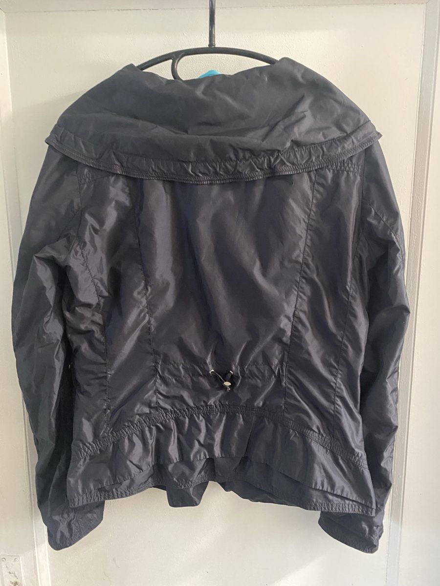 Giacche: Damen Jacke gr.36 – Usato da Seewen SZ venduto da shaky01 7