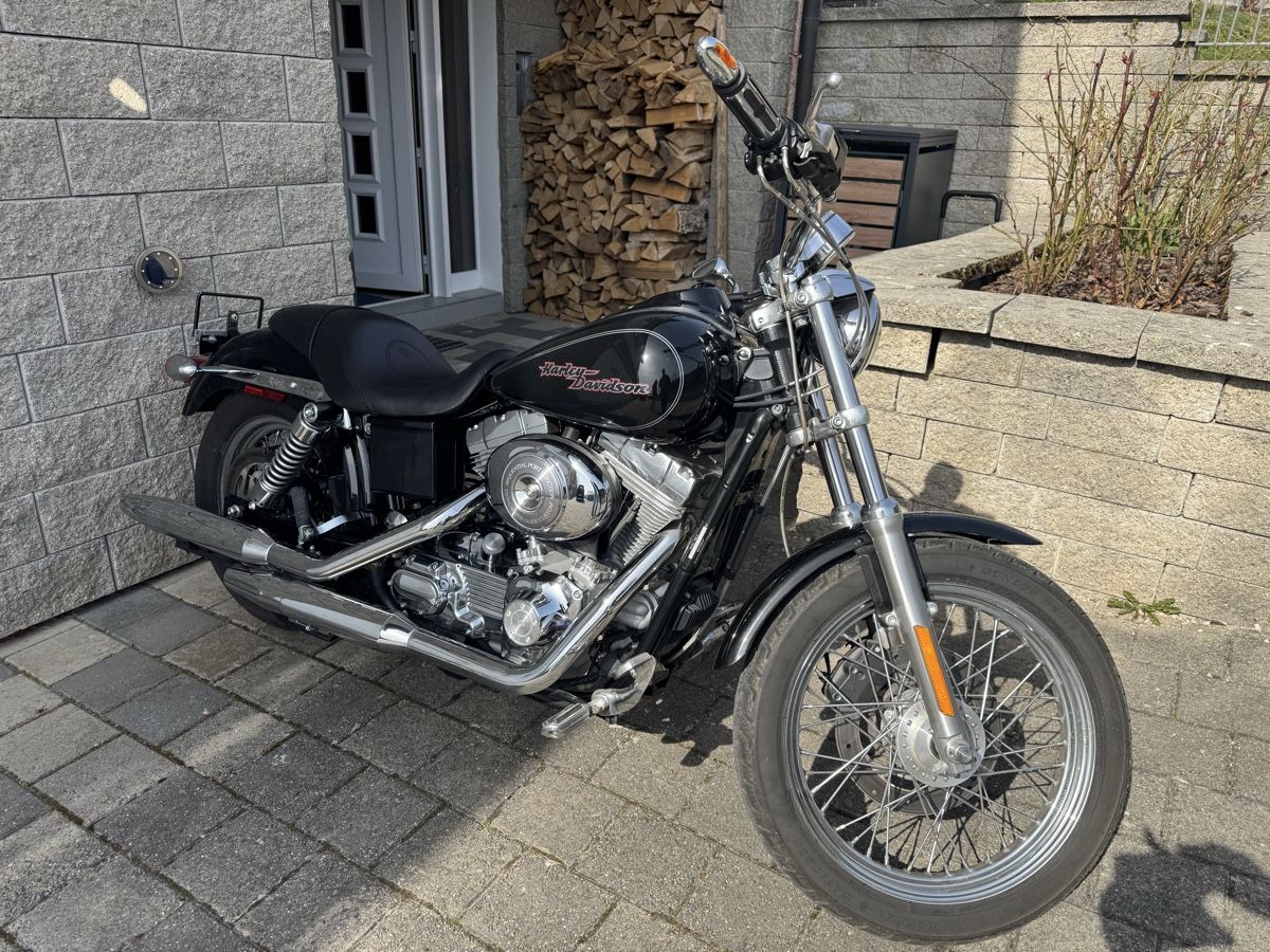 Harley-Davidson Chopper: Harley-Davidson Dyna Super Glide FXDCI 2005 – seul. 6500 km – Gebraucht aus Les Geneveys-sur-Coffrane von Rbonu 1
