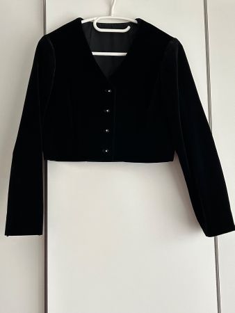 Wunderschöner schwarzer Bolero aus knitterfreiem edlen Samt