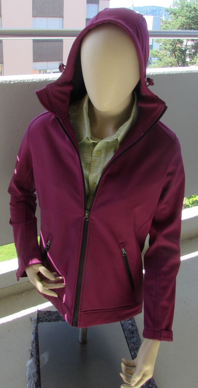 Giacche: Damen Softshell-Jacke Marke HTC – Usato da Aadorf venduto da Olymp05 1