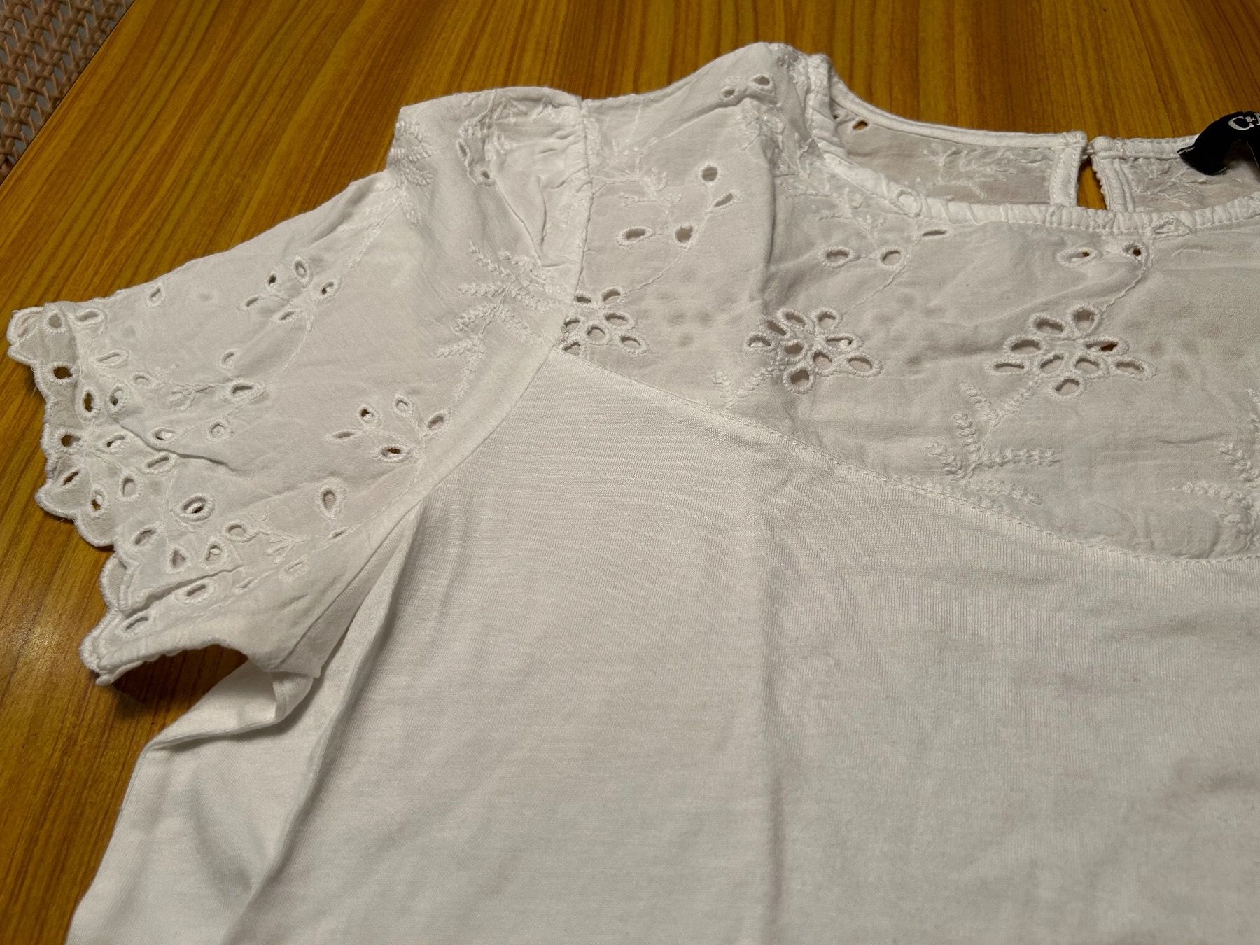 C&A Camicette: Shirt Bluse C&A Mode Damen mit Spitzen – Usato da Steffisburg venduto da smocky17 2