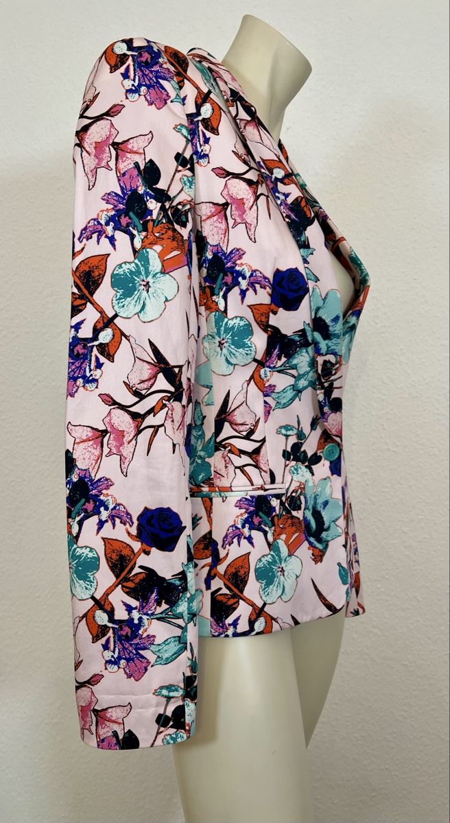 Hugo Boss Jacken: Hugo Boss Blazer mit buntem Blumenmuster Grösse 34 – Gebraucht aus Basel von Bettybooo 5