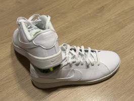 Nike Schuhe weiss neuwertiger Zustand