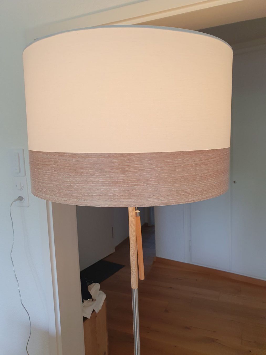 Lampade: Globo Stehleuchte Chipsy – Usato da Zürich venduto da car_h899 6