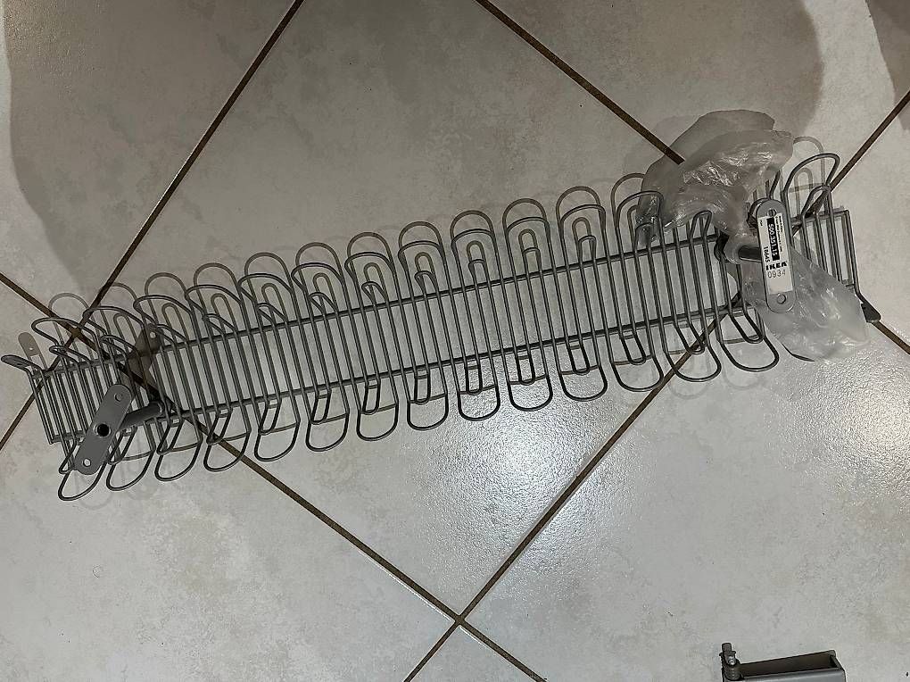 Kabel: Support câbles a visser sous bureau – Gebraucht aus Sonceboz-Sombeval von michael.l