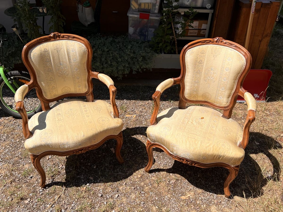 Sessel: 2er Set  antike Sessel (218) – Gebraucht aus Glattfelden von maa_qcj8