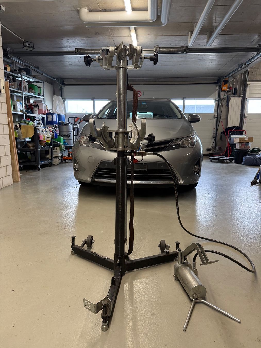 Tous les outils: Federspanner für Auto – Défectueux à Hunzenschwil par Hussein_K 2