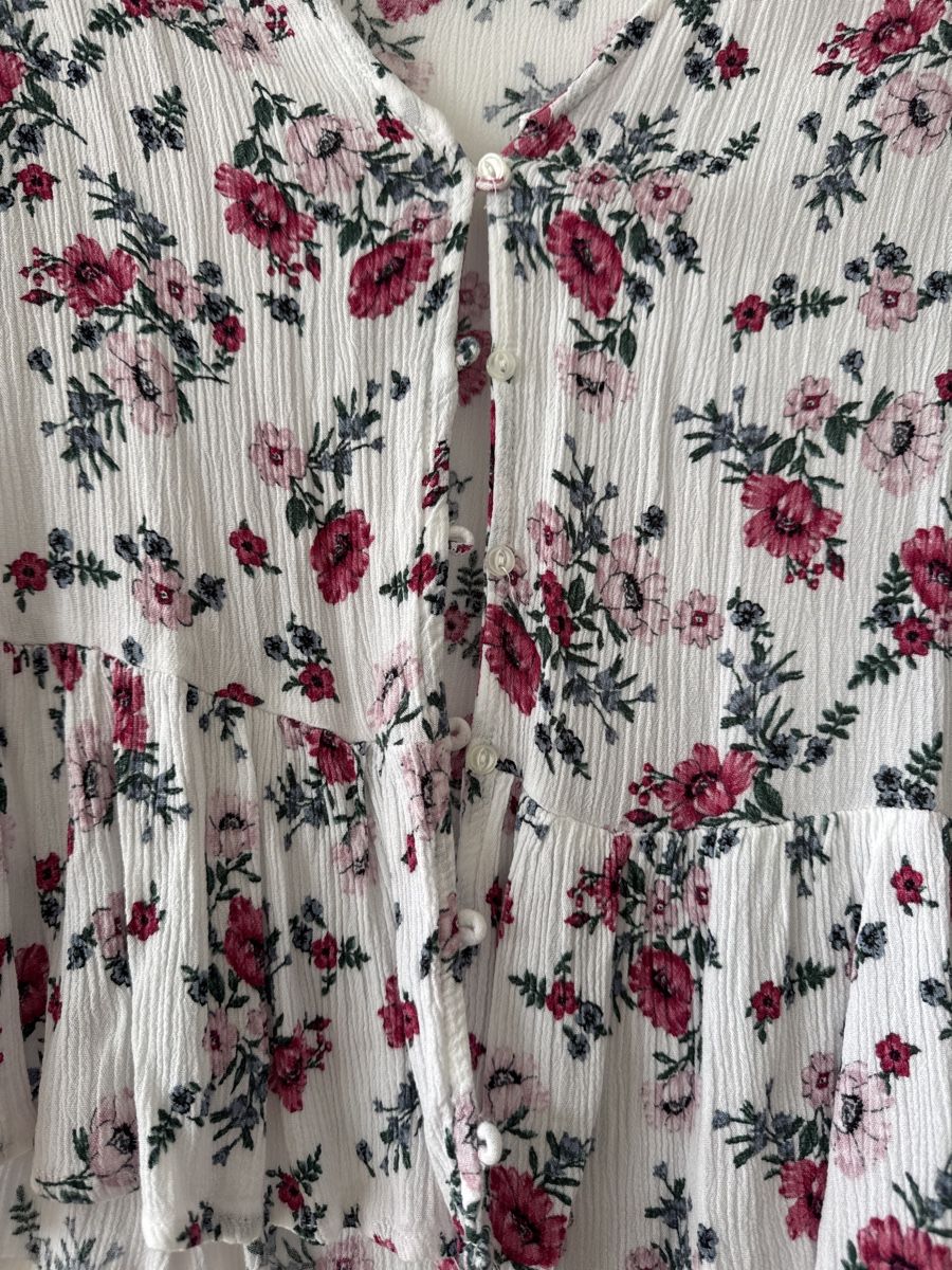 H&M Camicette: Bluse Gr. 34 Blumenmuster weiss rosa – Nuovo (secondo la descrizione) da Winterthur venduto da MiliB. 1