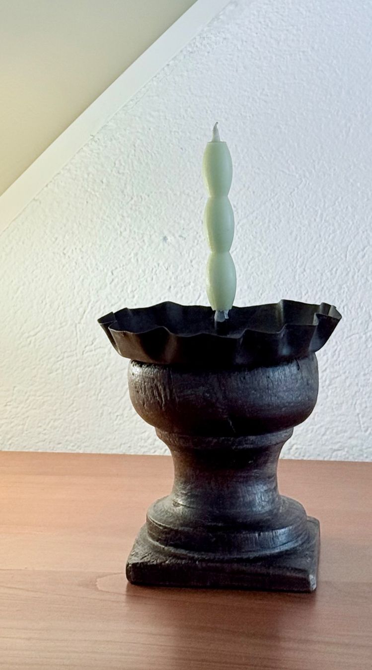 Kerzenständer: Antiker Kerzenständer, 19.Jh. – Gebraucht aus Luzern von Mamutpe