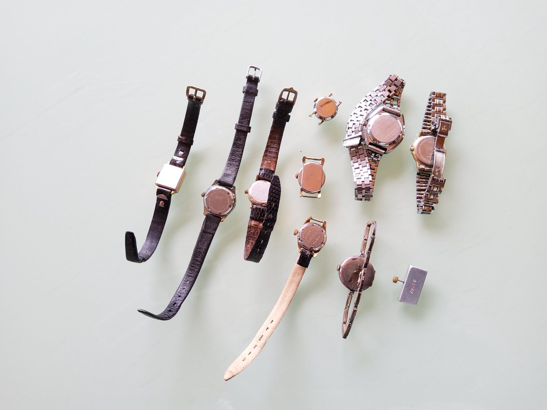 Montres: Lot de dix montres pour dame  – Défectueux à Malleray par Broc-Mo 1