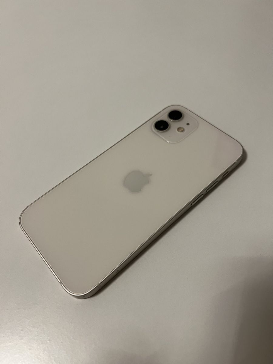 Apple Telefoni cellulari / Smartphones: Iphone 12 (128 gb) – Usato da Greppen venduto da gent_hys