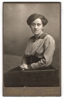 Fotografie J. Keller, Bern, Junge Dame m