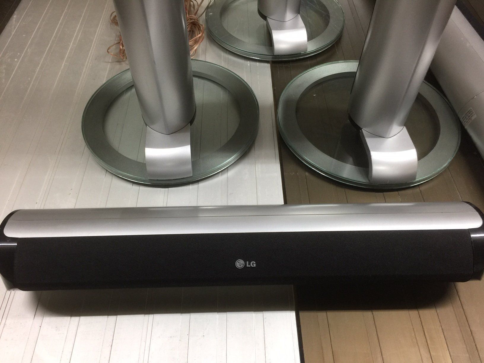 LG Casse acustiche: 4 Ständer Lautsprecher LG max.100W – Usato da Bolligen venduto da Astrophysiker06 8