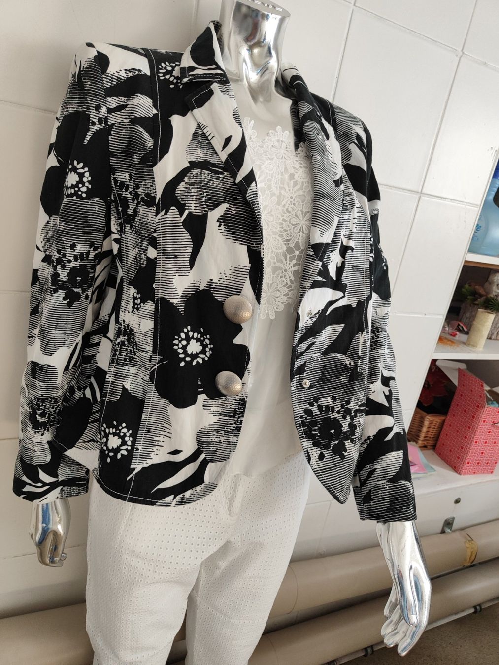 Giacche: Schöne Sommer blazer Gr 40 – Usato da Langnau am Albis venduto da Judithsebi 6