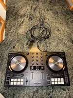 Native Instruments Traktor Kontrol S2 MK3