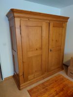 Schrank Massivholz 2-türig