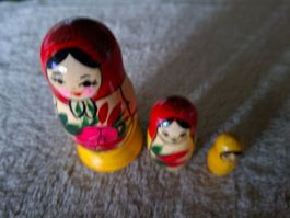 Wunderschöne Babuschka Puppen 3er Set handbemalt, Puppehaus