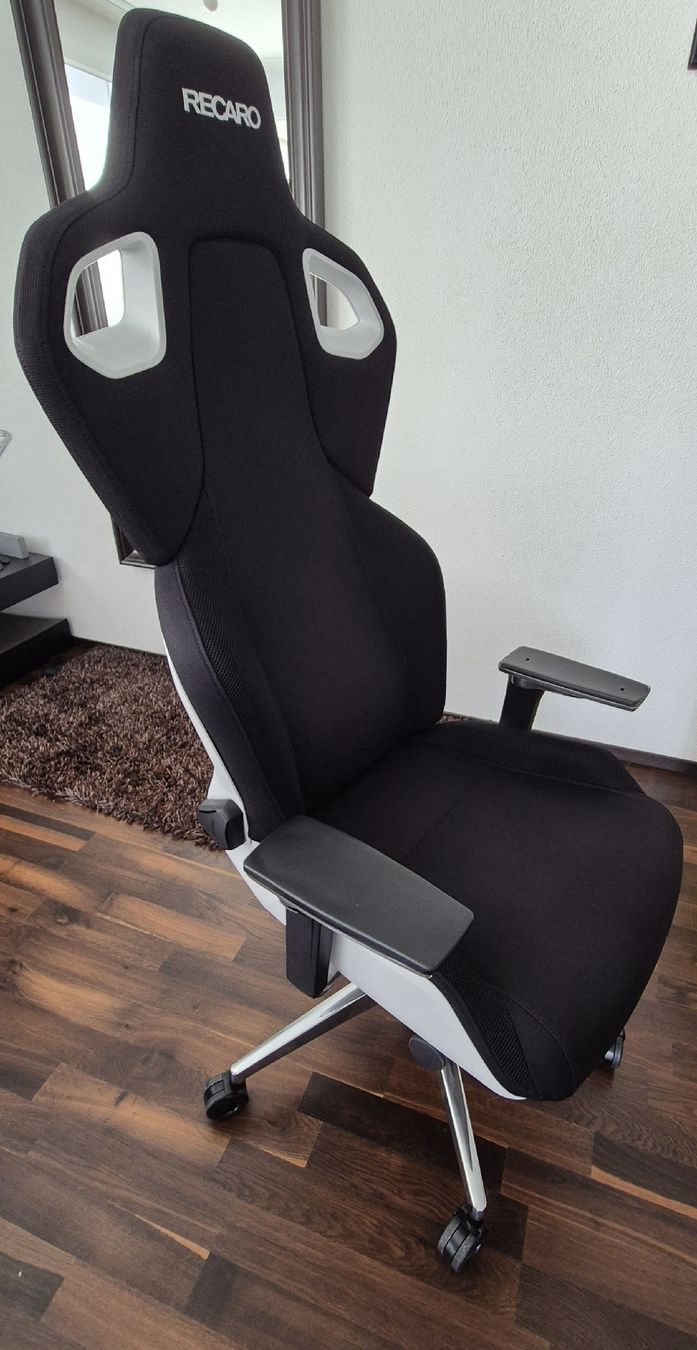 Recaro Stühle: Recaro Exo Platinium – Gebraucht aus Frauenfeld von ROY33
