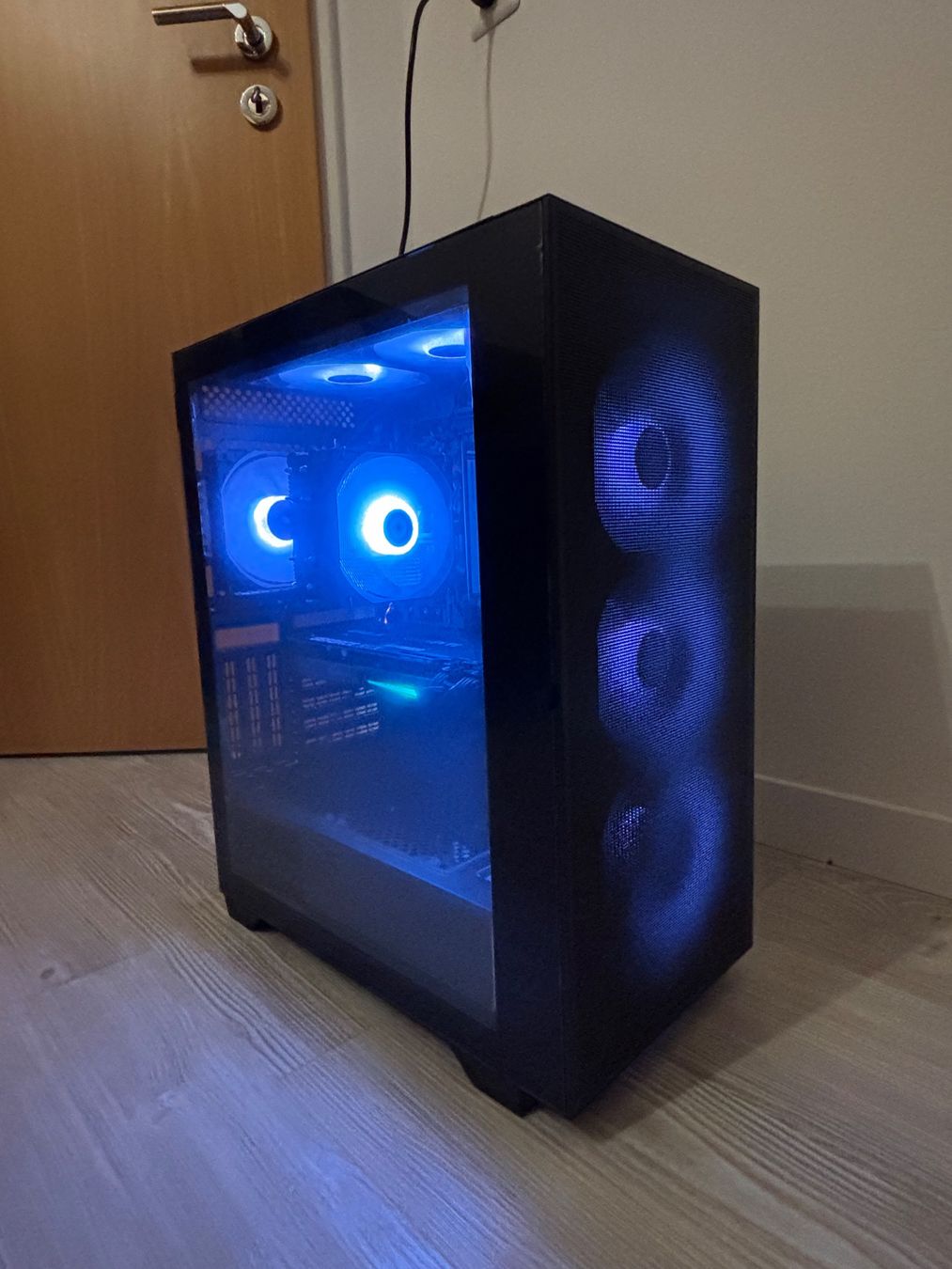 Nvidia PC: Gaming PC RTX 3070 AMD Ryzen – Nuovo (secondo la descrizione) da Weinfelden venduto da PC_4_live