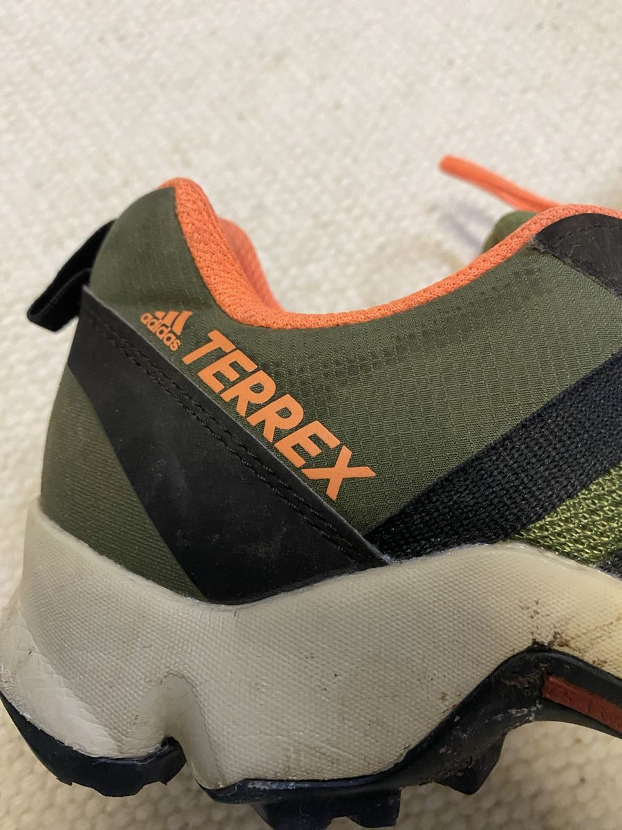 Adidas Chaussures hommes: Trekkingschuhe Adidas Terrex Gr 37 – D'occasion à Murten par juliagnaedinger 2