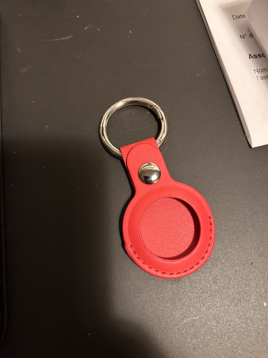 Portachiavi: Keychain Apple AirTag red – Nuovo (secondo la descrizione) da Territet venduto da gue_s7rn 1