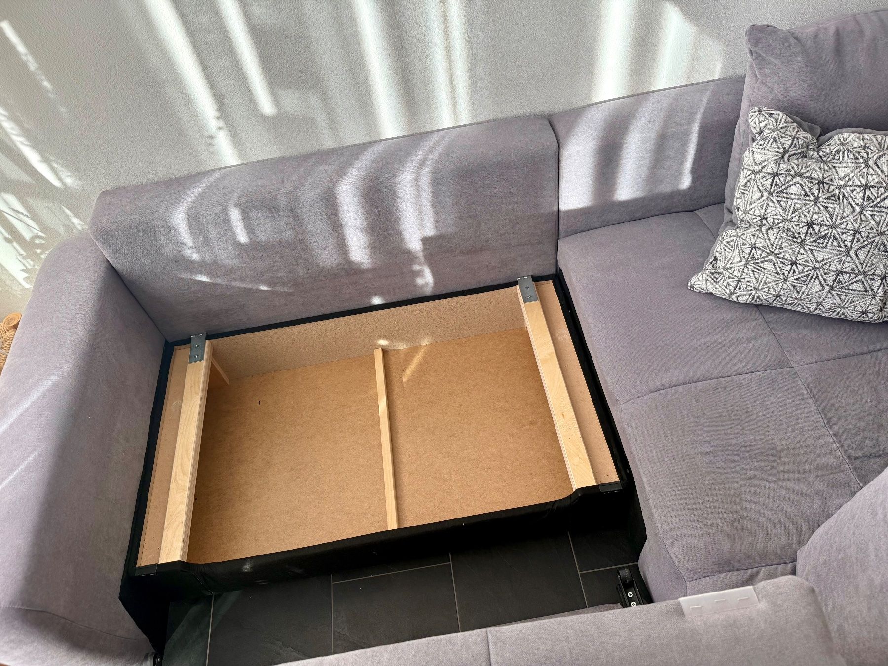Sofas: Ecksofa grau mit Schlaffunktion, gebraucht – D'occasion à Chur par marioedav 1