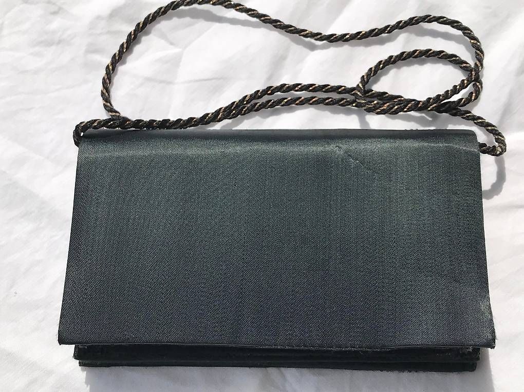 Taschen für Damen: Petit sac de soirée vintage – Gebraucht aus Estavayer-le-Lac von mar_2s6b 4