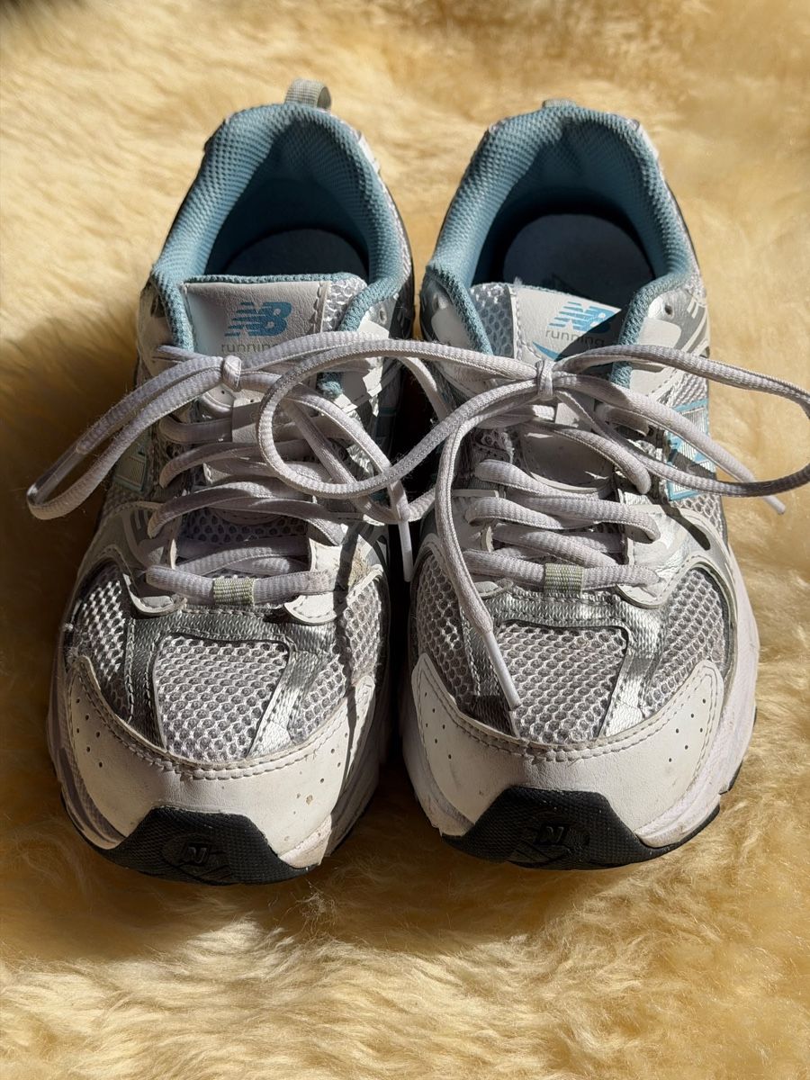 Chaussures femmes: New Balance  – D'occasion à Wald zh par EduAlex
