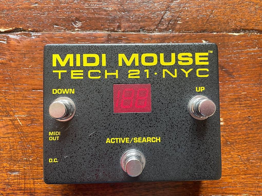 Strumenti musicali: Tech 21 SansAmp MIDI Mouse – Usato da Zürich venduto da Jeje89
