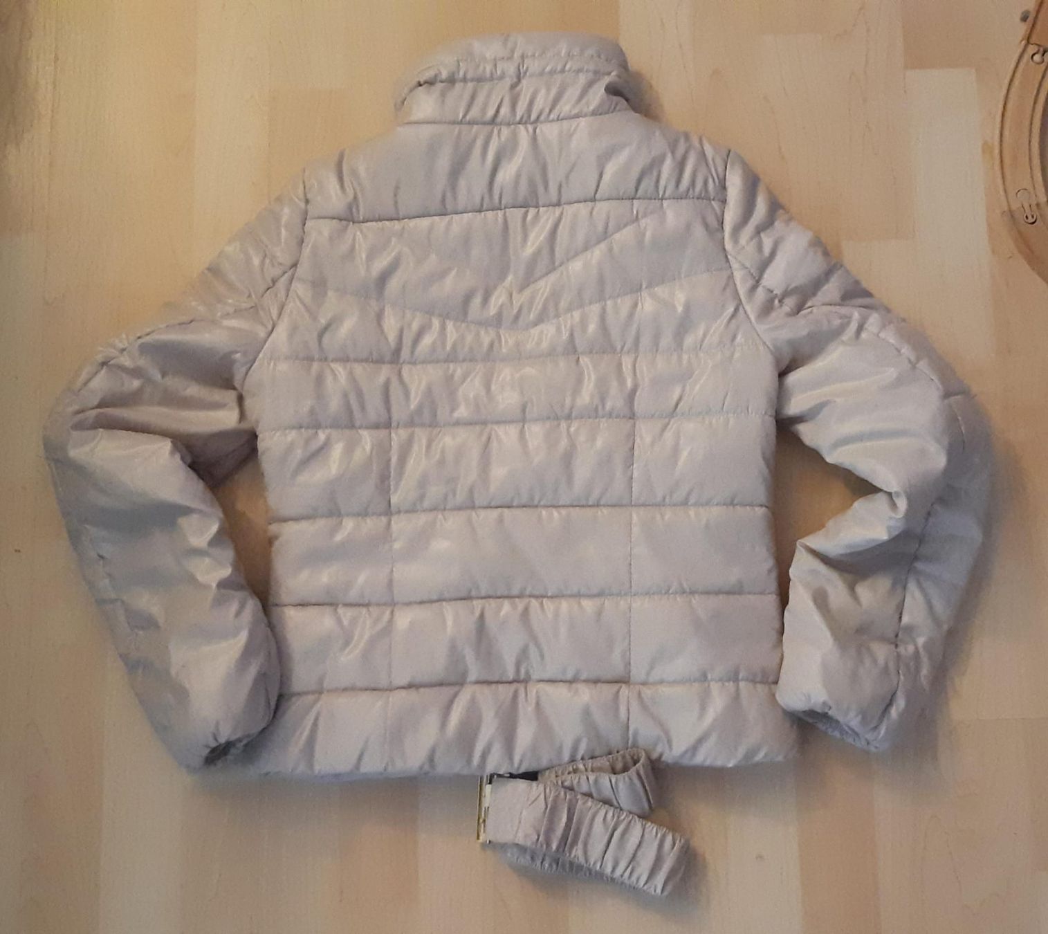 H&M Giacche: Damen Jacke, Gr. 38, Marke: H&M – Usato da Sachseln venduto da jocaso 2