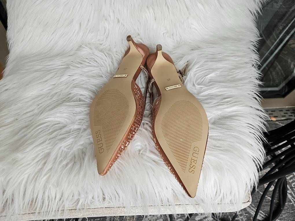Scarpe da donna: Guess Schuhe – Nuovo e nell'imballaggio originale da Sirnach venduto da magdallena6 1