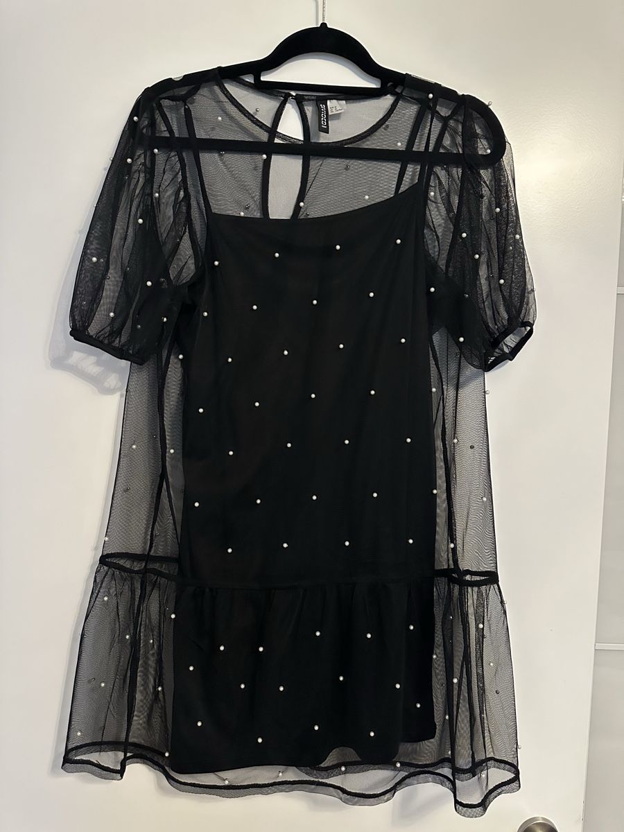 H&M Vestiti: H&M Divided Kleid mit Perlen Gr. M – Nuovo (secondo la descrizione) da Glattbrugg venduto da reni_dbr