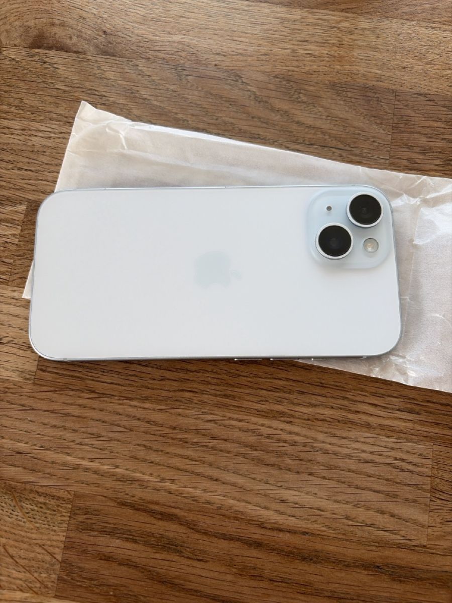 Apple Telefoni cellulari / Smartphones: Iphone 15 Blau 128gb – Usato da Wetzikon ZH venduto da leo_w8cm 1