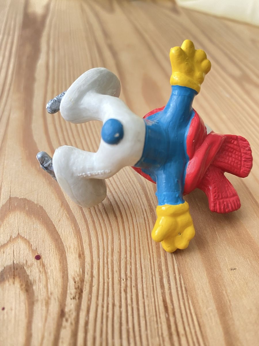 Schleich Statuette: Schlumpf mit Schlittschuhen gefallen – Usato da Fehraltorf venduto da Marian4 1