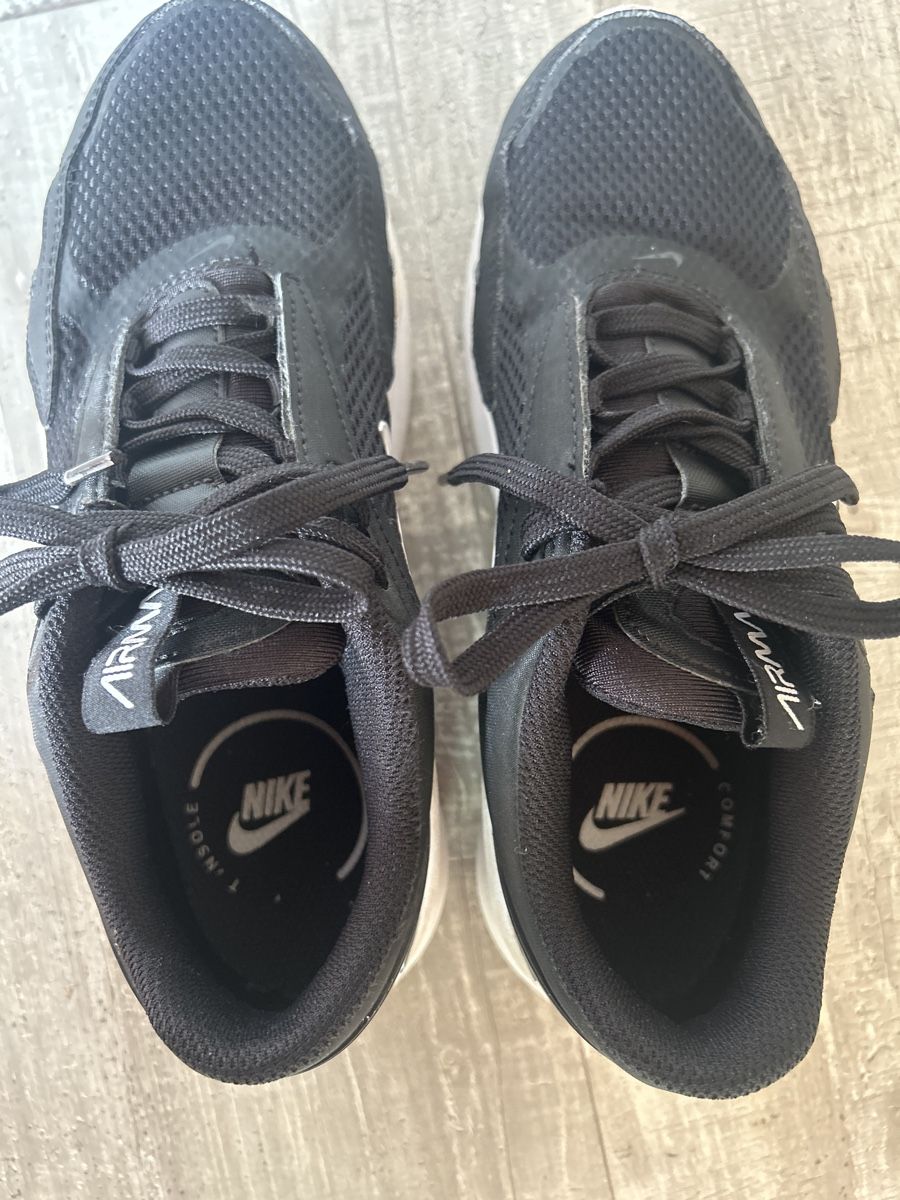 Nike Chaussures garçon: Nike Air Max 37.5 – D'occasion à Brüttisellen par mogador9 4