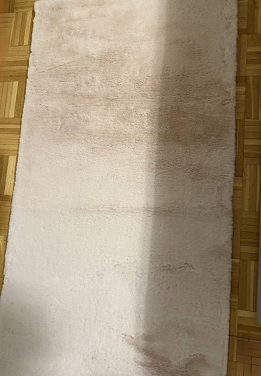 Tapis: Pinker Teppich – D'occasion à Glattbrugg par mir_vx2c 2