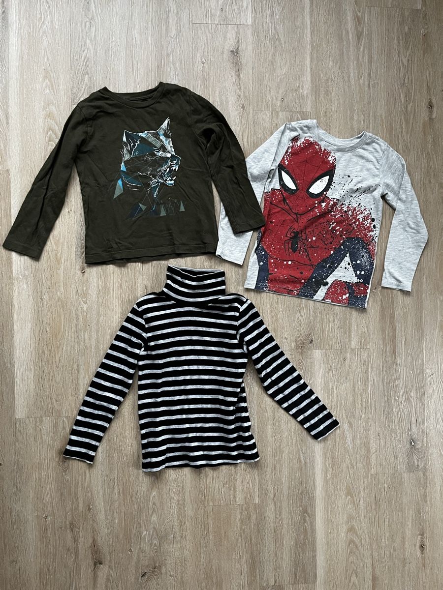 Lotti & Set di vestiti: 10 Langarmshirts Gr. 122 – Usato da Sulz AG venduto da Zissi31324 2