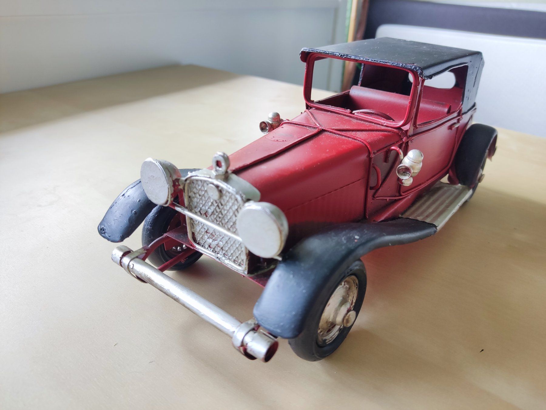 Modellini d'auto: Vintage Blechauto/ Oldtimer in rot-schwarz – Usato da Buchs AG venduto da patiburgener