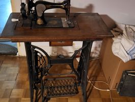 Nähmaschine antik